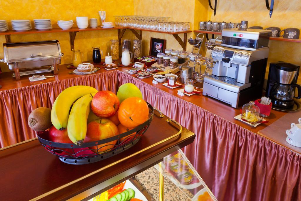 Panorama Hotel 4*